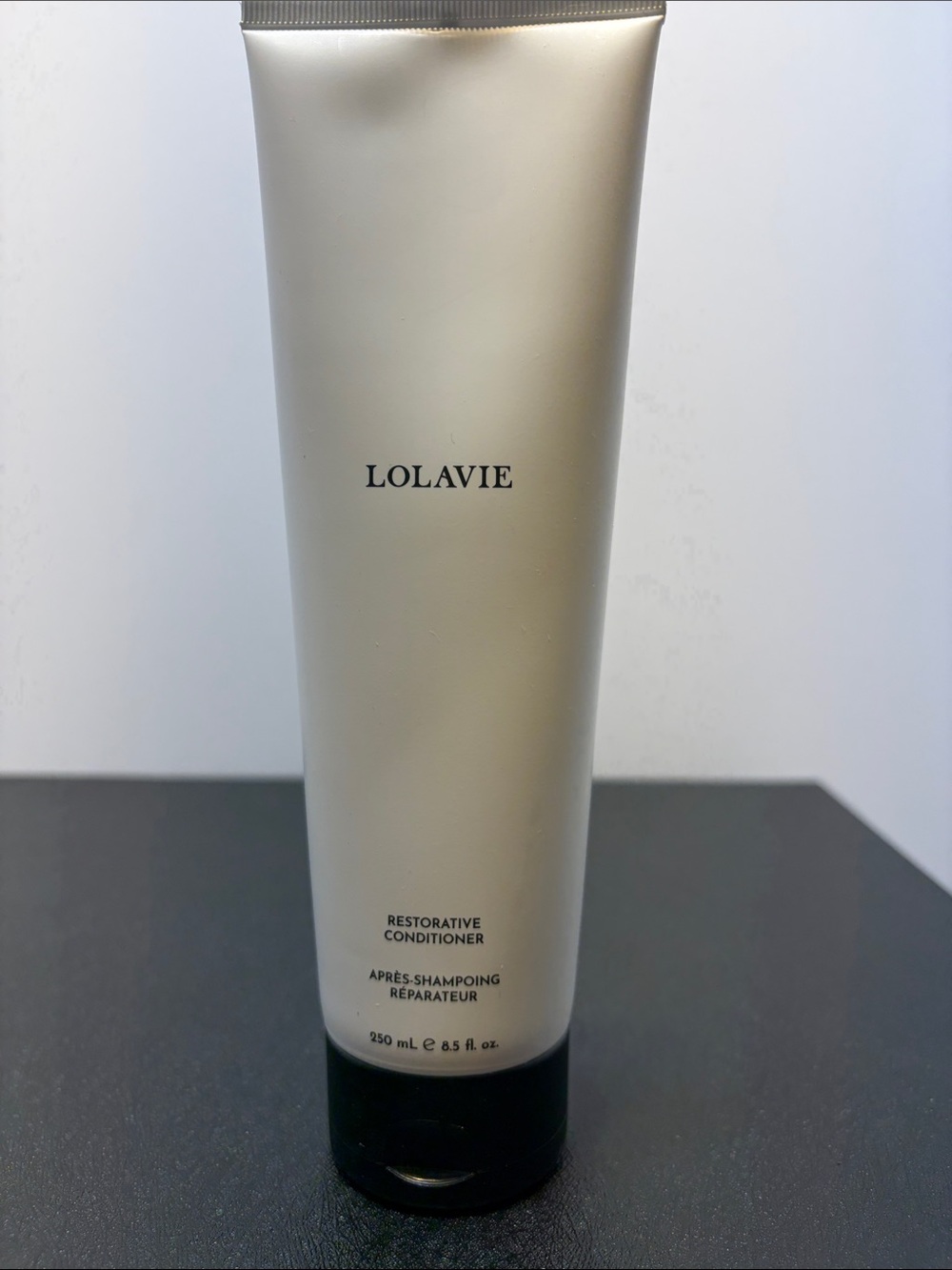 LOLAVIE Restorative Conditioner — Cream Nourishing Hair Treatment